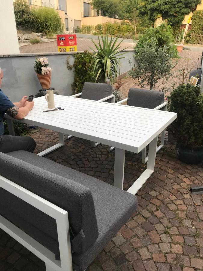 Ue Villa 4 Zimmer 希尔沙伊德 外观 照片