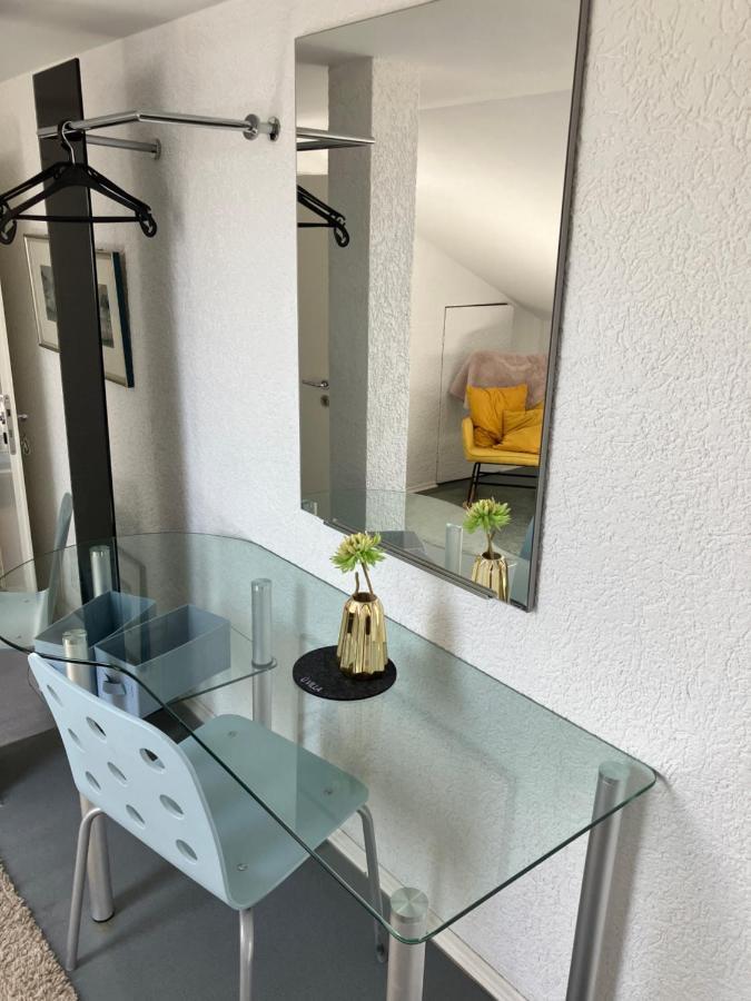 Ue Villa 4 Zimmer 希尔沙伊德 外观 照片